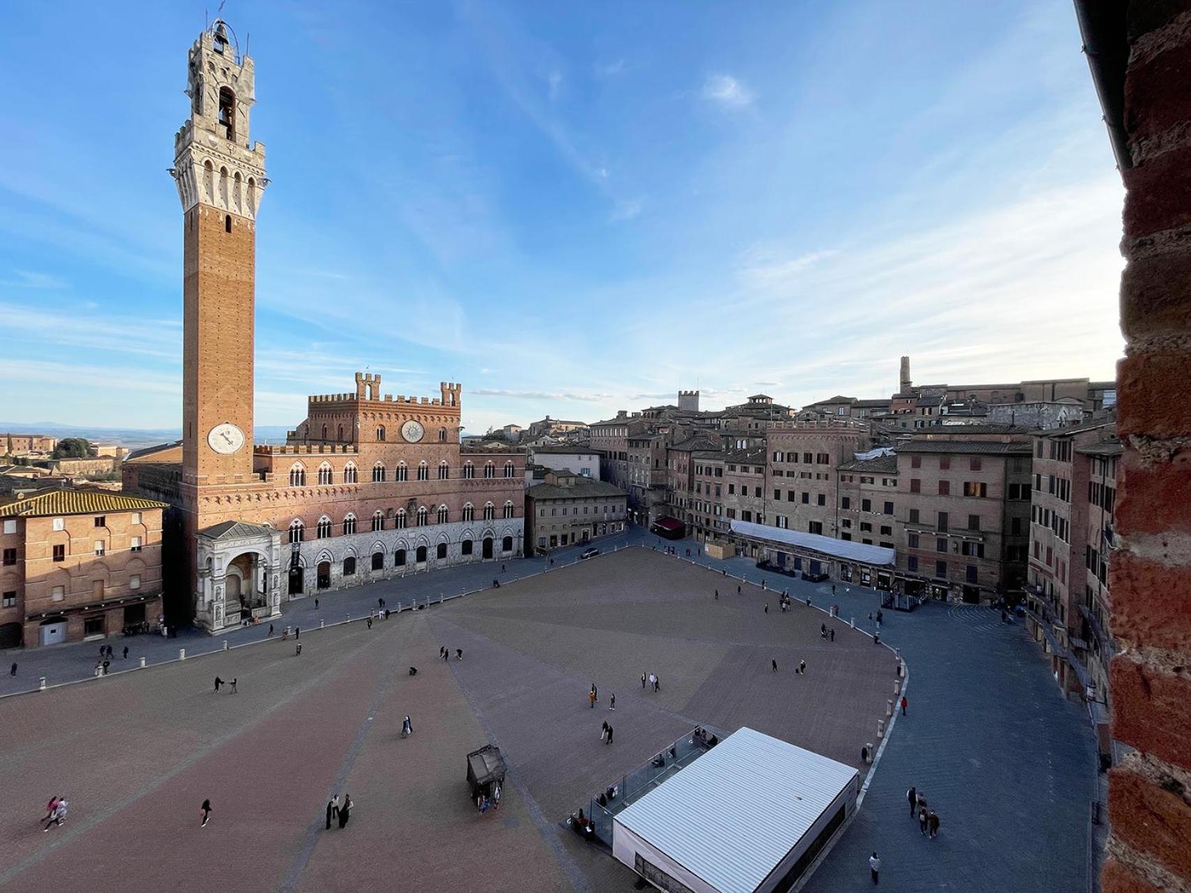 Il Campo 8: Piazza Del Campo Lägenhet Siena Exteriör bild