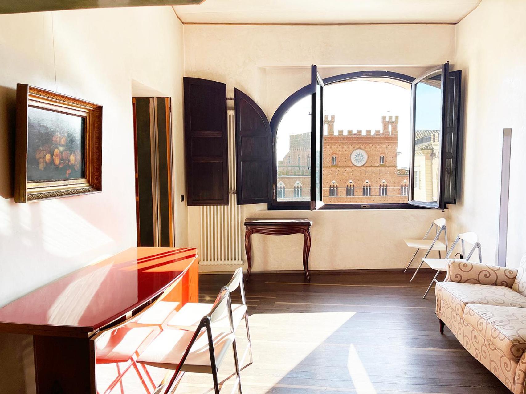 Il Campo 8: Piazza Del Campo Lägenhet Siena Exteriör bild